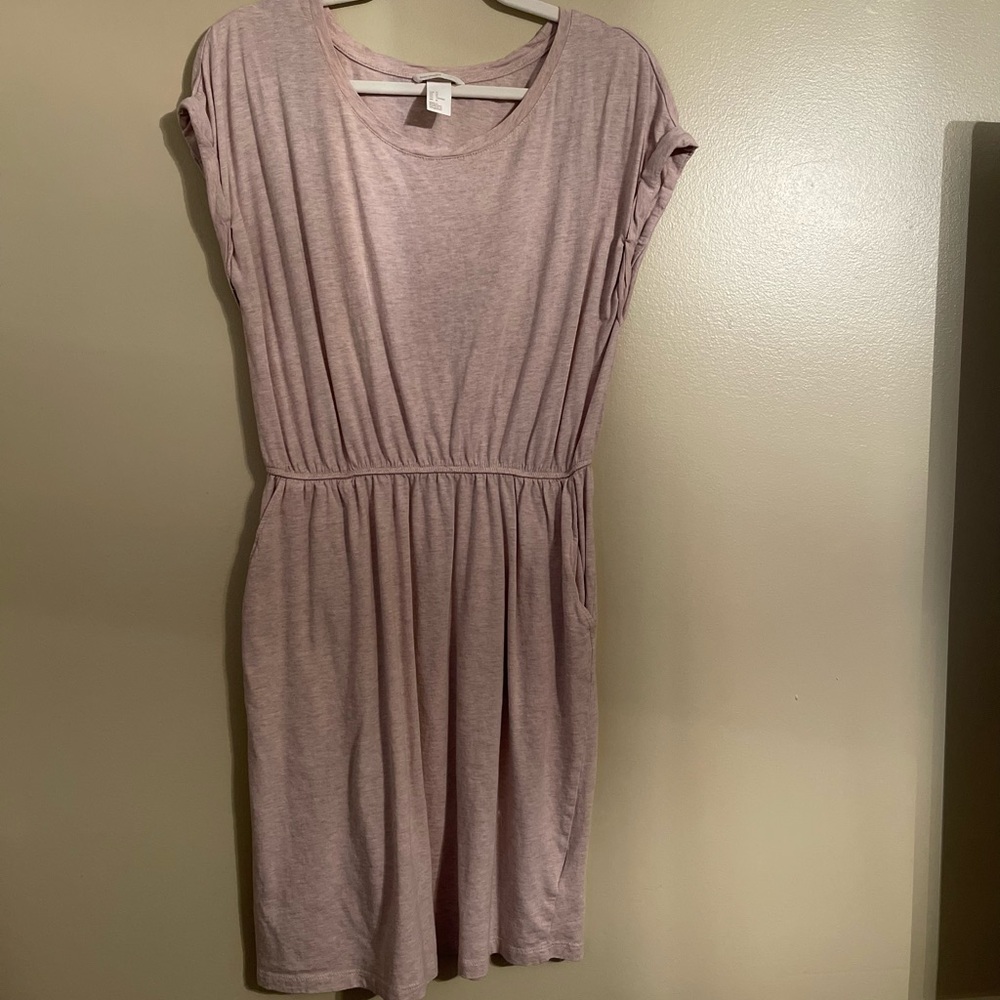 COPY - Knee Length Casual H&M Dress WITH POCKETS!!